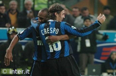 前11轮仅打进12球，斯基拉：罗马想在冬窗买新前锋和右脚边锋（前11轮仅12球，斯基拉称罗马冬窗寻觅新中锋与右脚边锋）