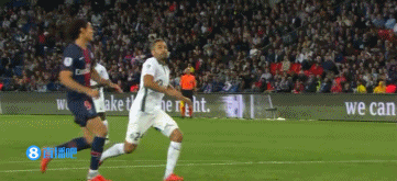 斯基拉：那不勒斯计划通过冬窗买中场，目前看上梅努等5人（斯基拉：那不勒斯冬窗补强中场，锁定梅努在内的5名目标）